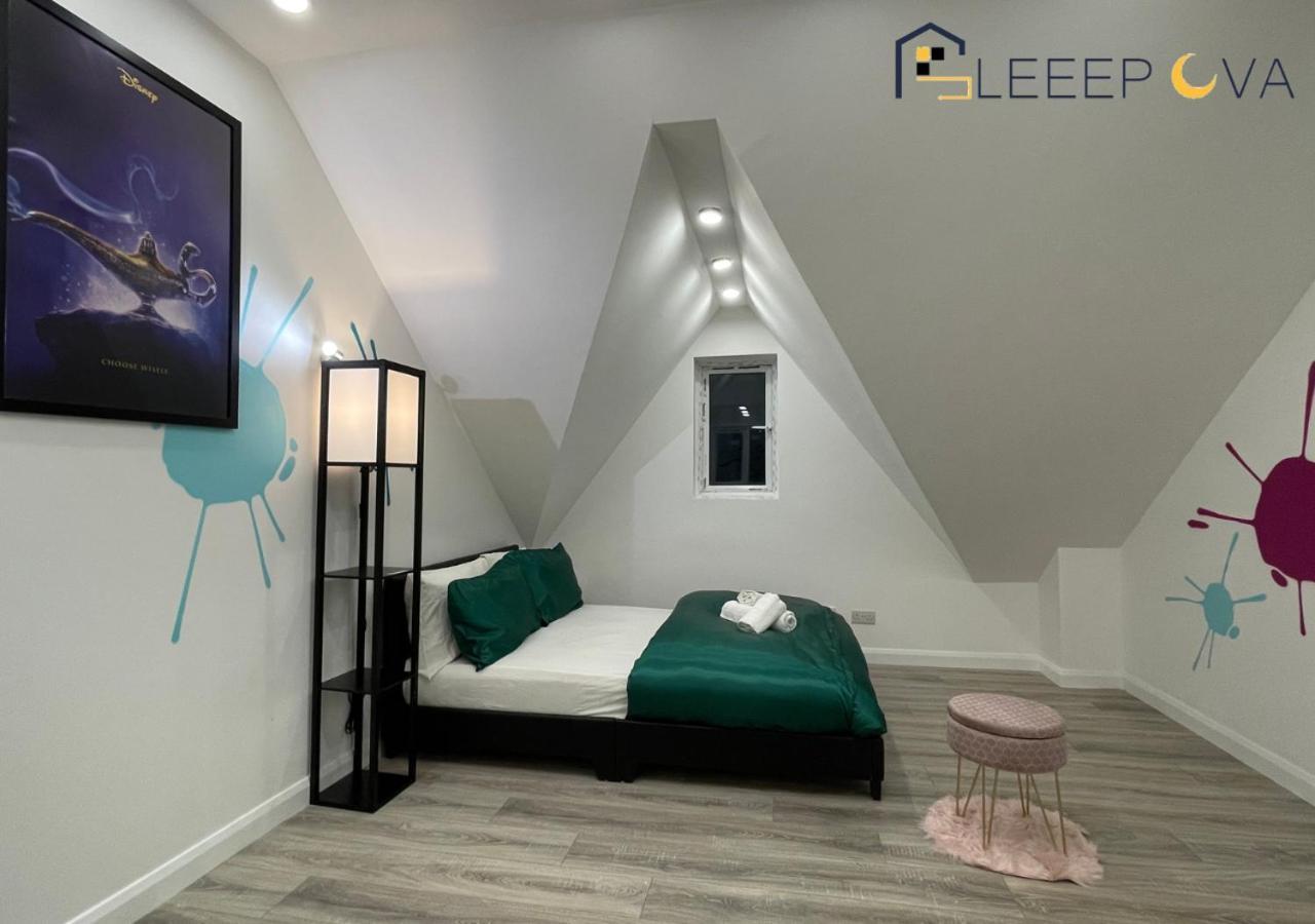 Last-Minute Specials L Premium Deals L Luxury & Modern 1 Bedroom Apartment 5Plus Guests Couples Families Business Sleepova Short Lets & Serviced Accommodation Apartment *