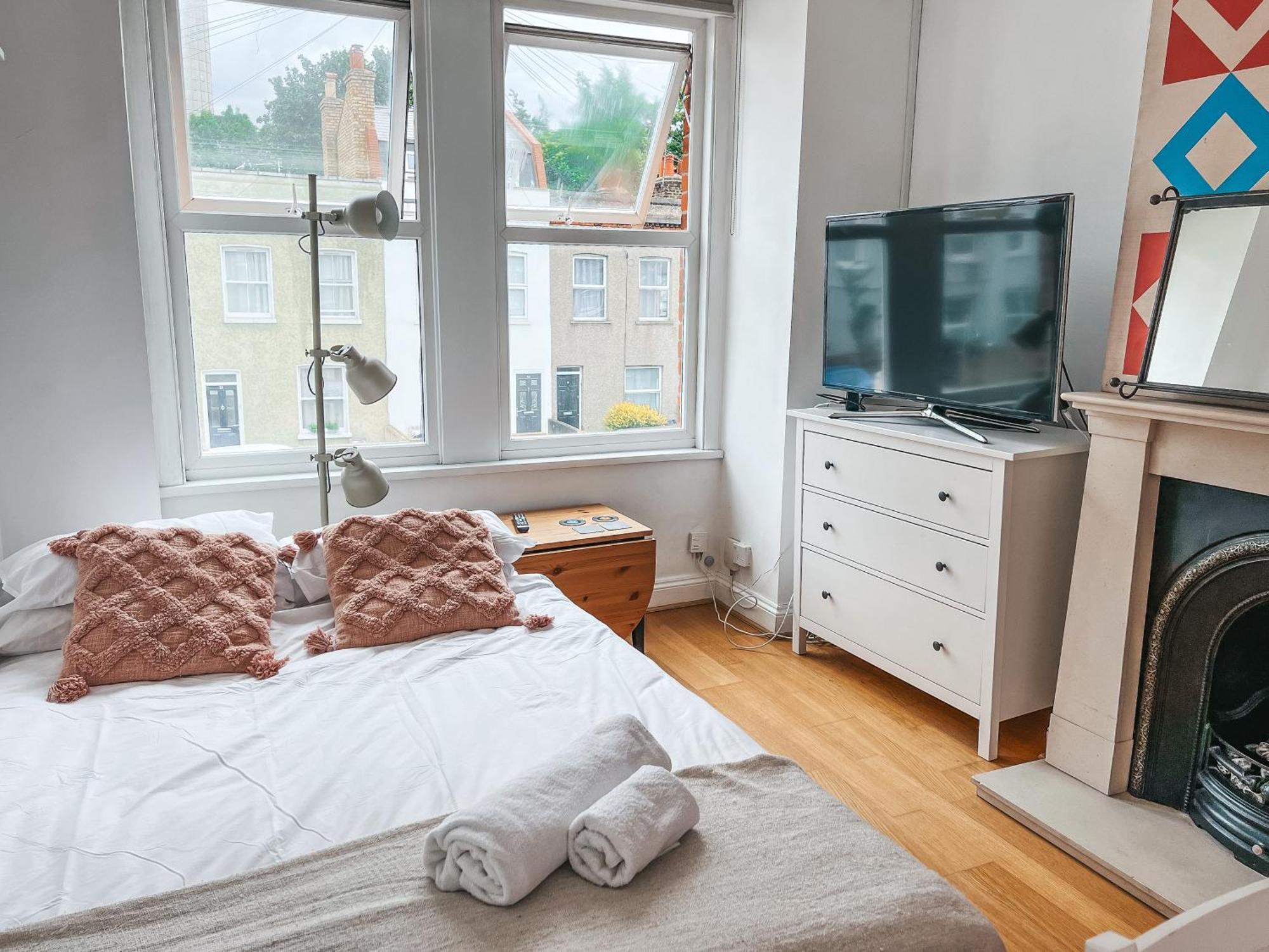 Appartement Gorgeous 3 Bed With Garden Office By Staybynumbers *