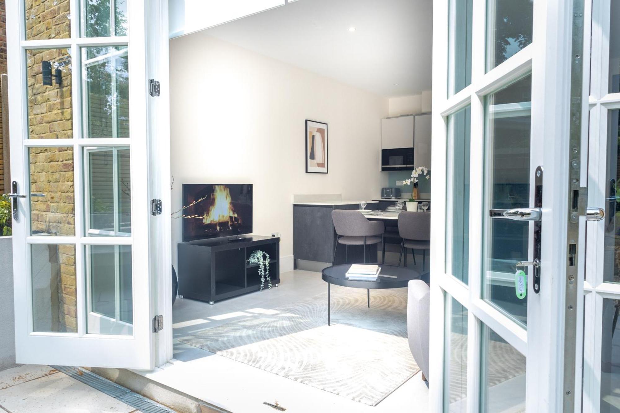 Premier Near Camden Markets Very Close To Tube Stations By Sojo Apartment London