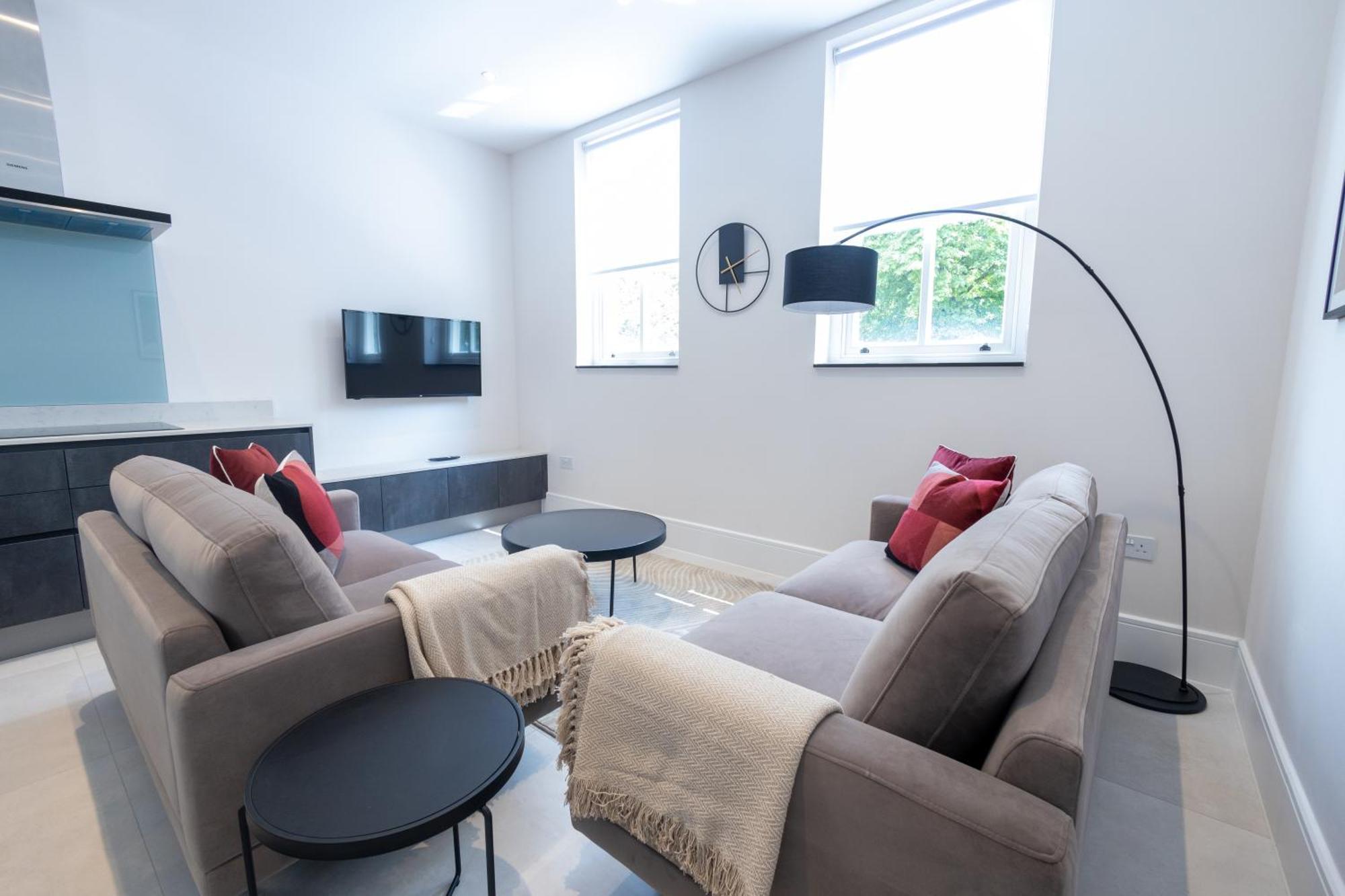 Premier Near Camden Markets Very Close To Tube Stations By Sojo