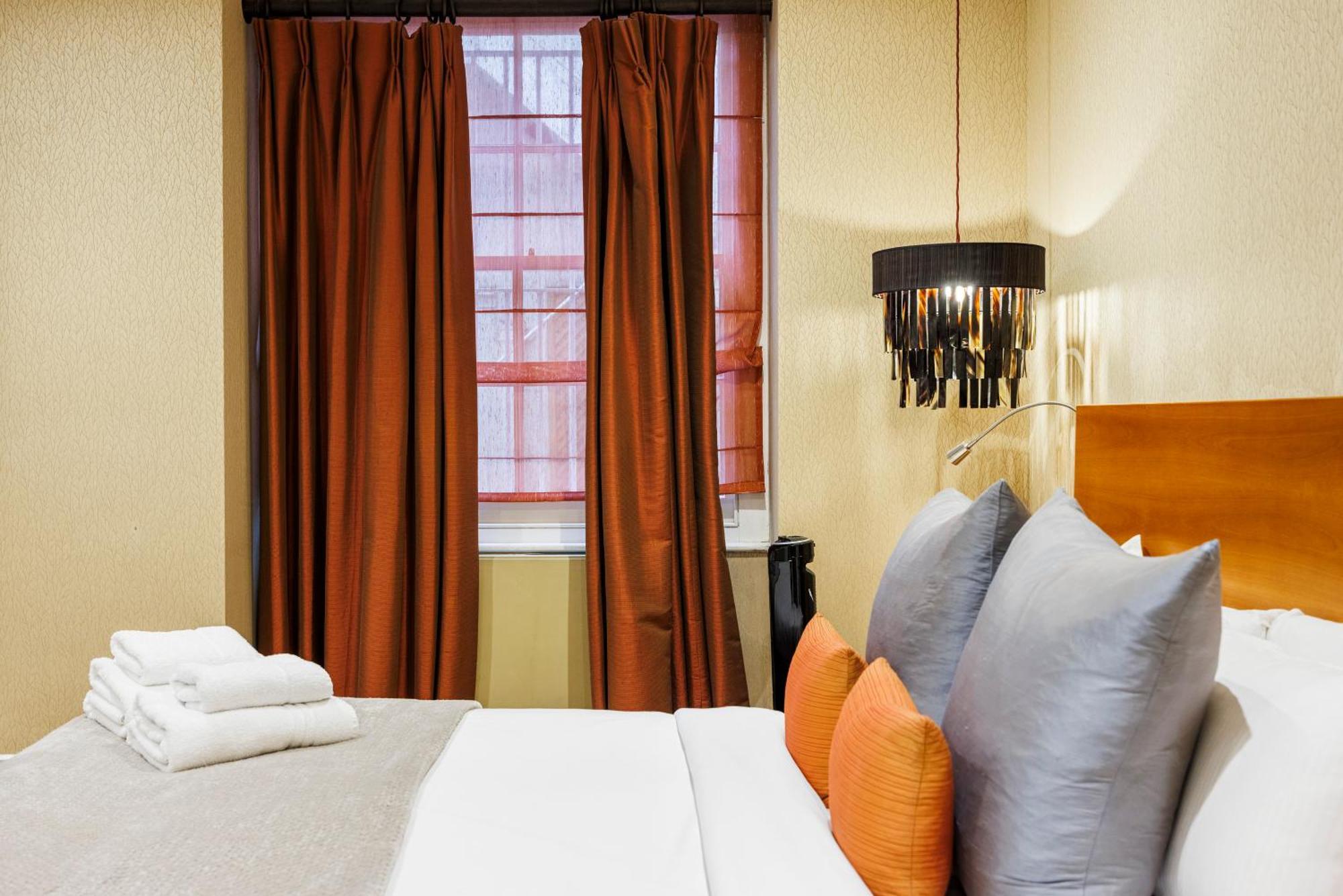 Hyde Park Hideaway Sleeps 6 Londen