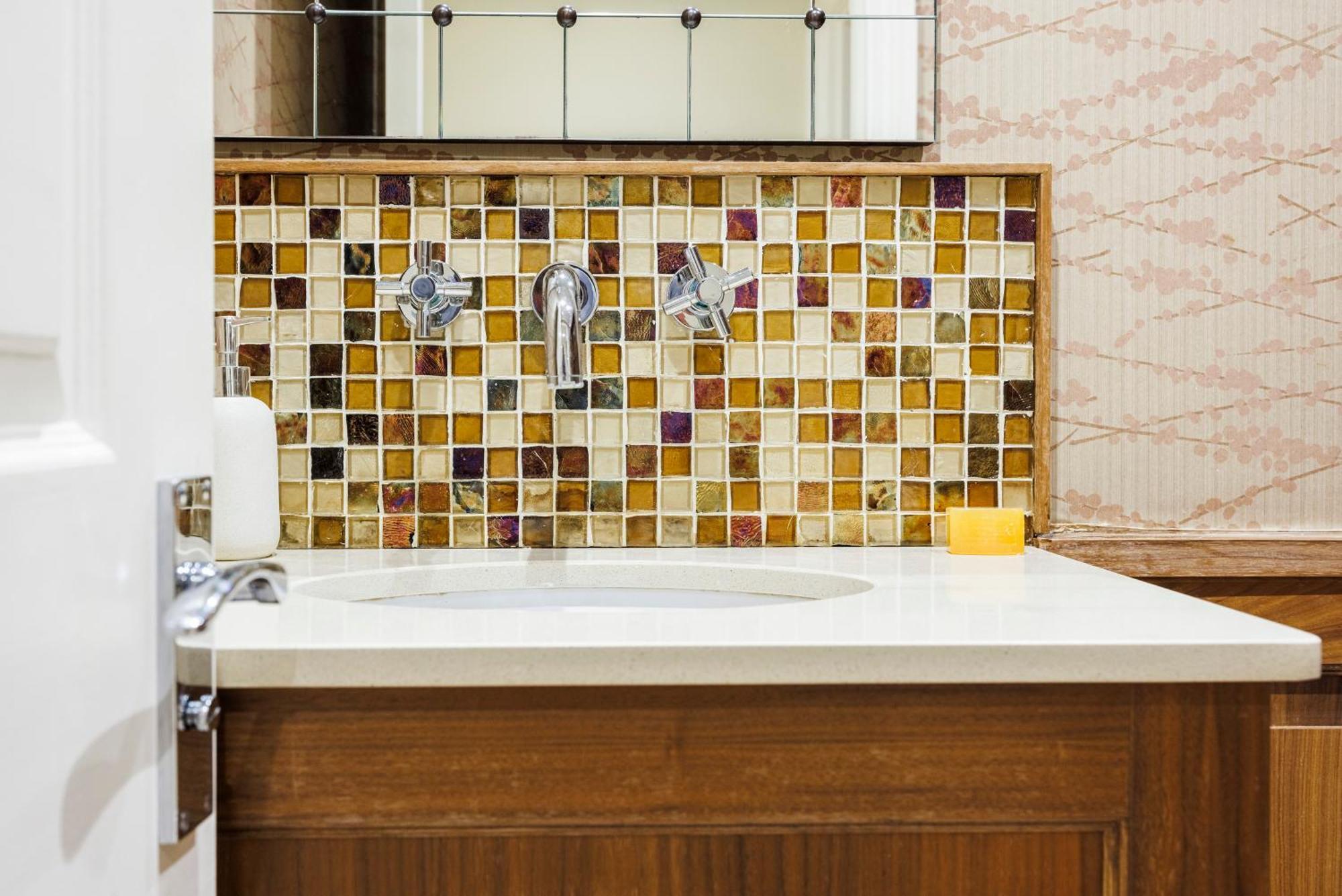 Hyde Park Hideaway Sleeps 6 Appartement