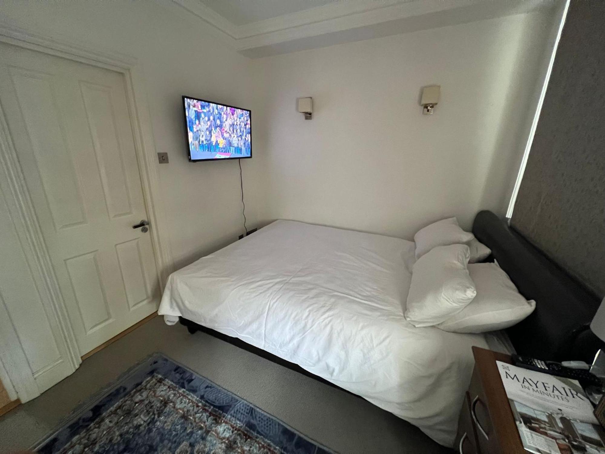 Stunning 2 Bedroom In Mayfair Apartment *