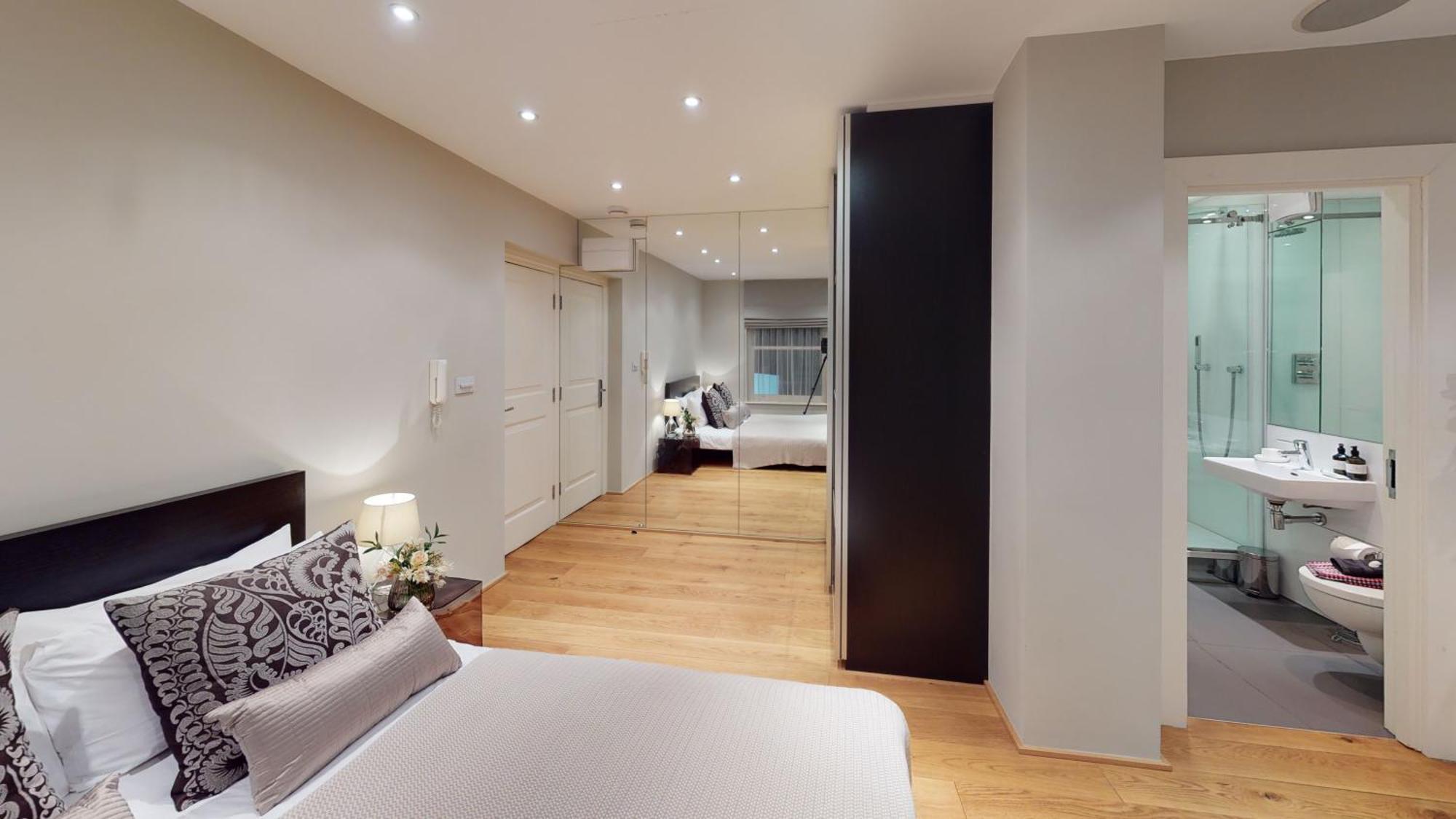 The Harrington - Gloucester Road - 3 Harrington Gardens Apartment