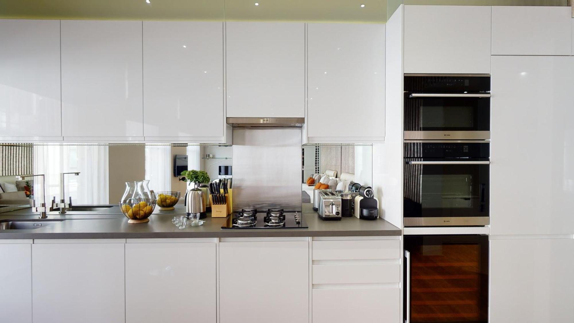 The Harrington - Gloucester Road - 3 Harrington Gardens Apartment *