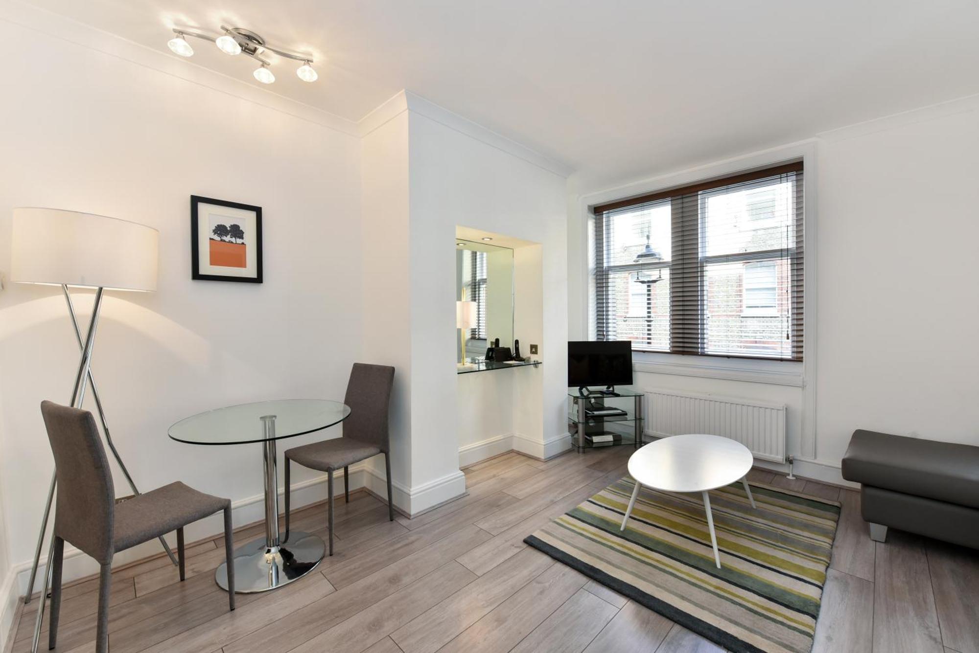 Apartment Chiltern Street Serviced By Globe London