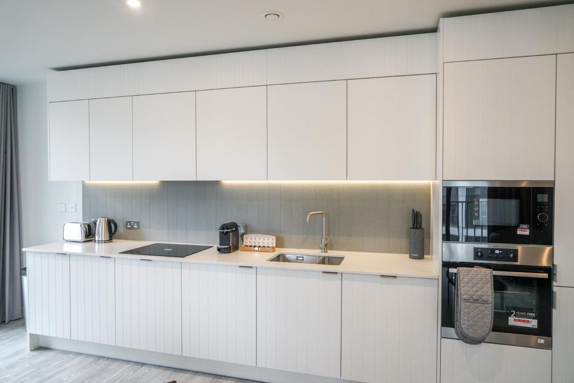 One And Two Bedroom At Coppermaker Square In Lively Stratford