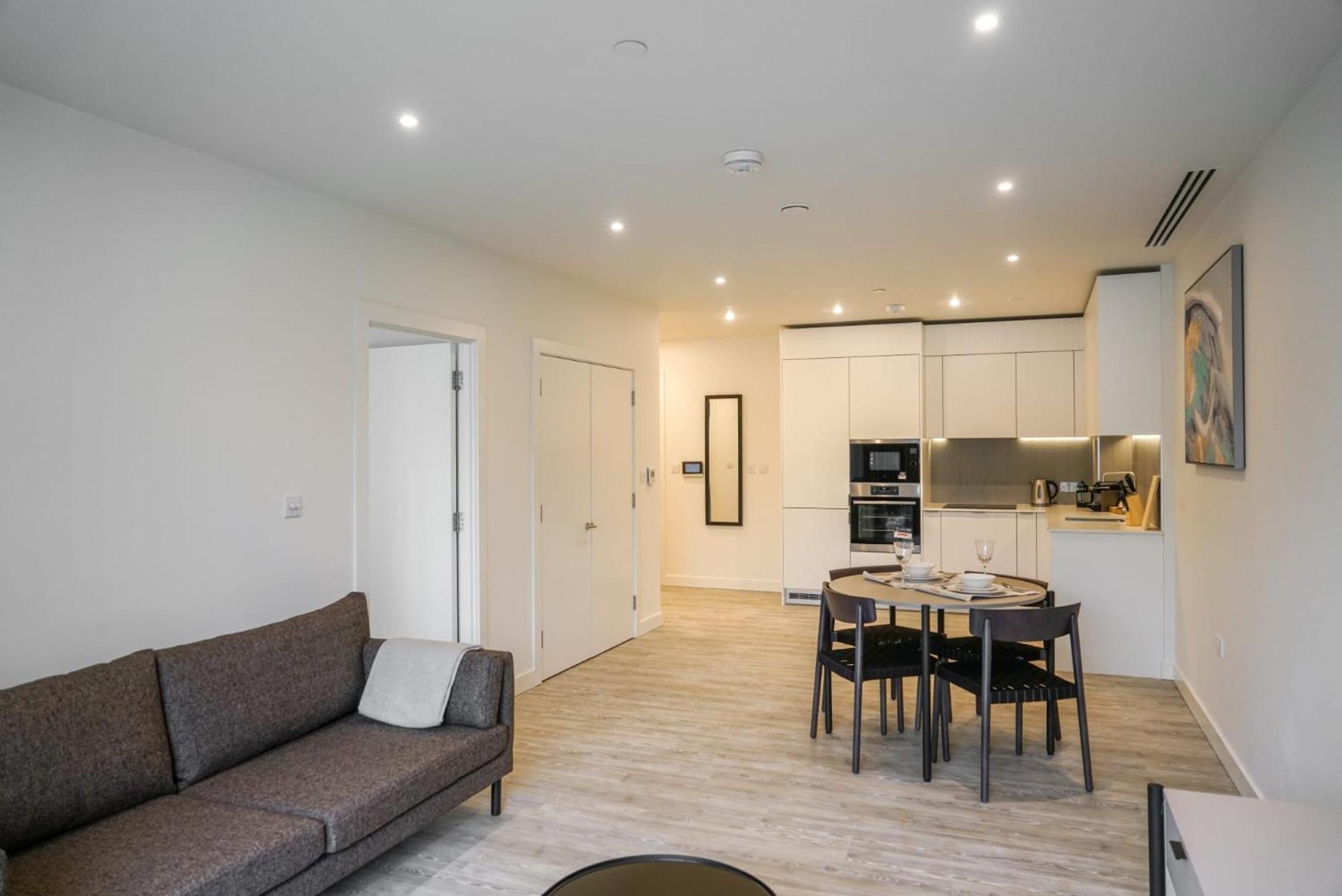 One And Two Bedroom At Coppermaker Square In Lively Stratford