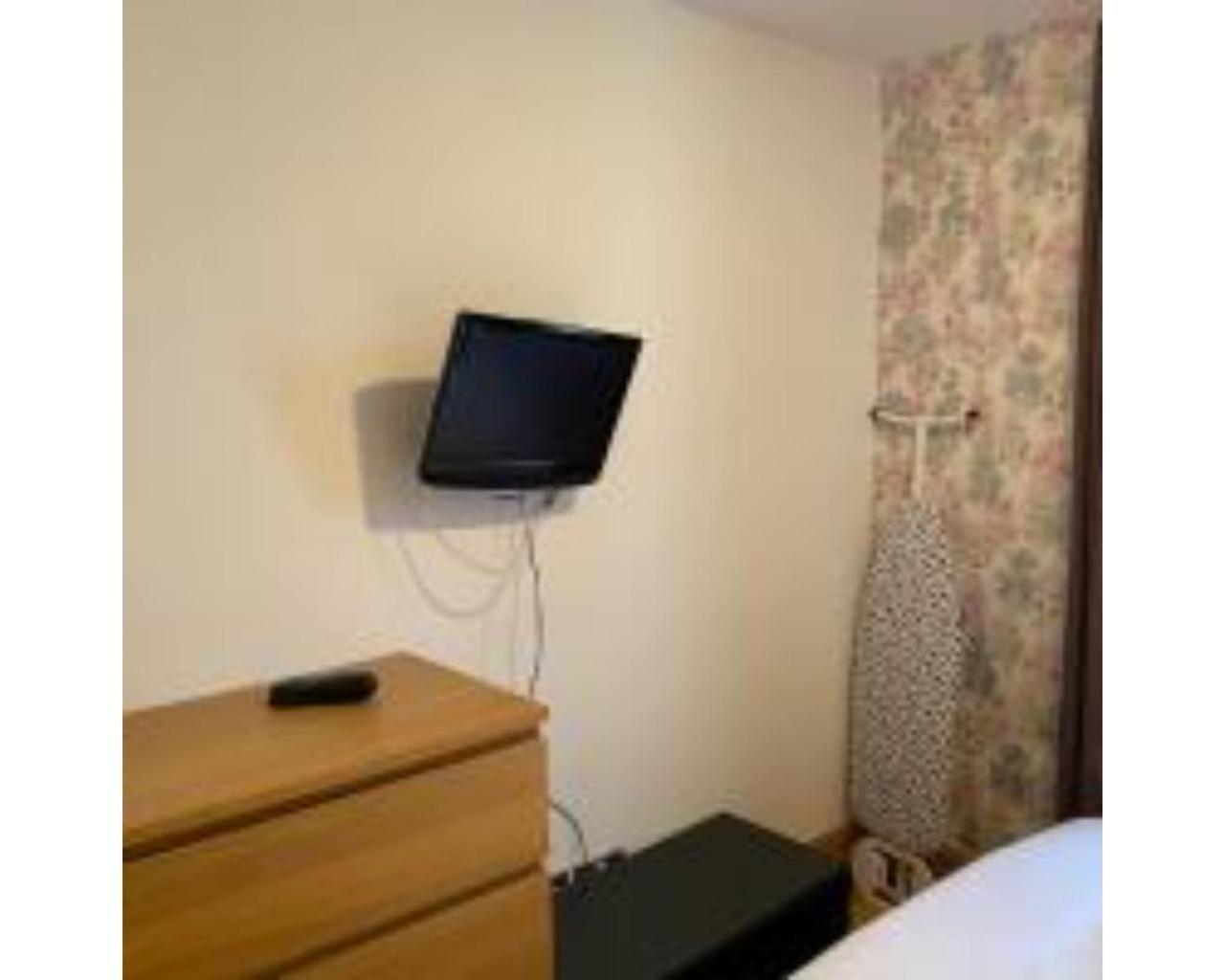 Apartment 80 Inverness Terrace
