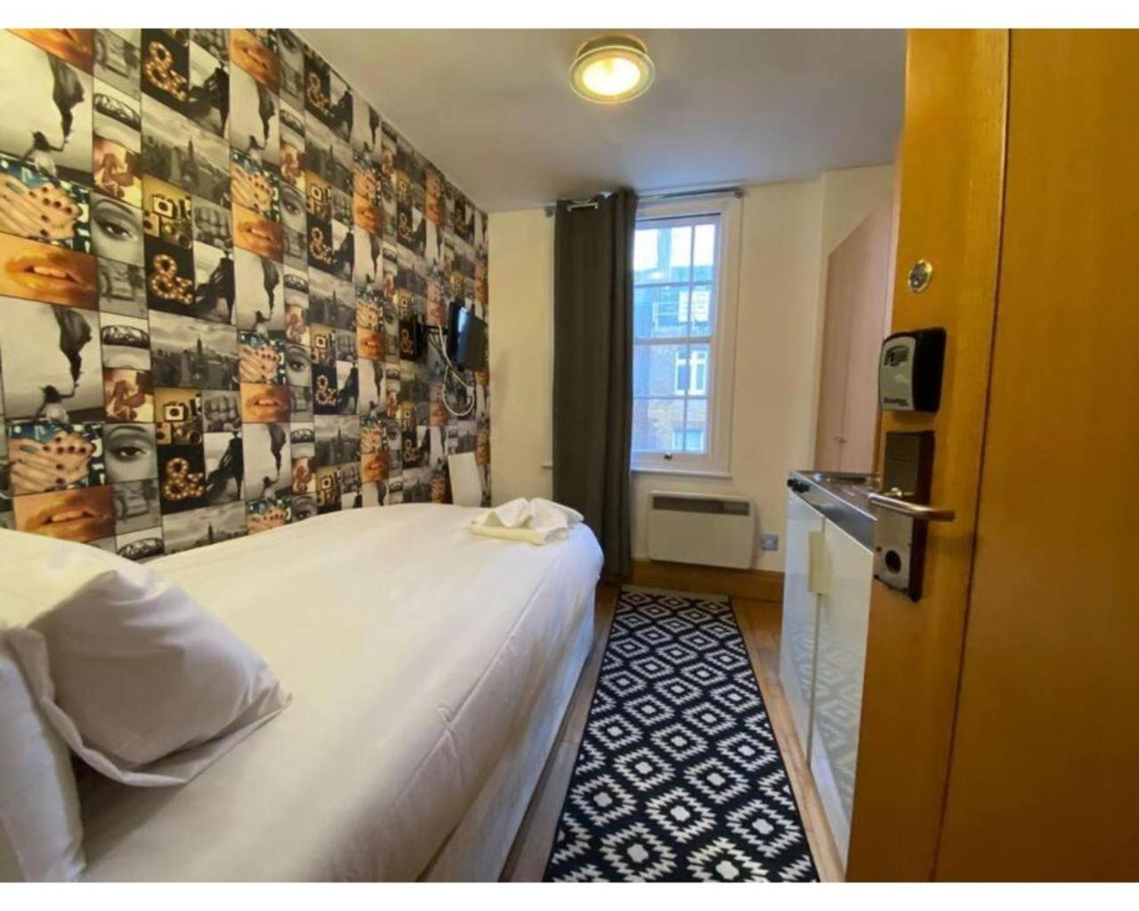 80 Inverness Terrace Apartment