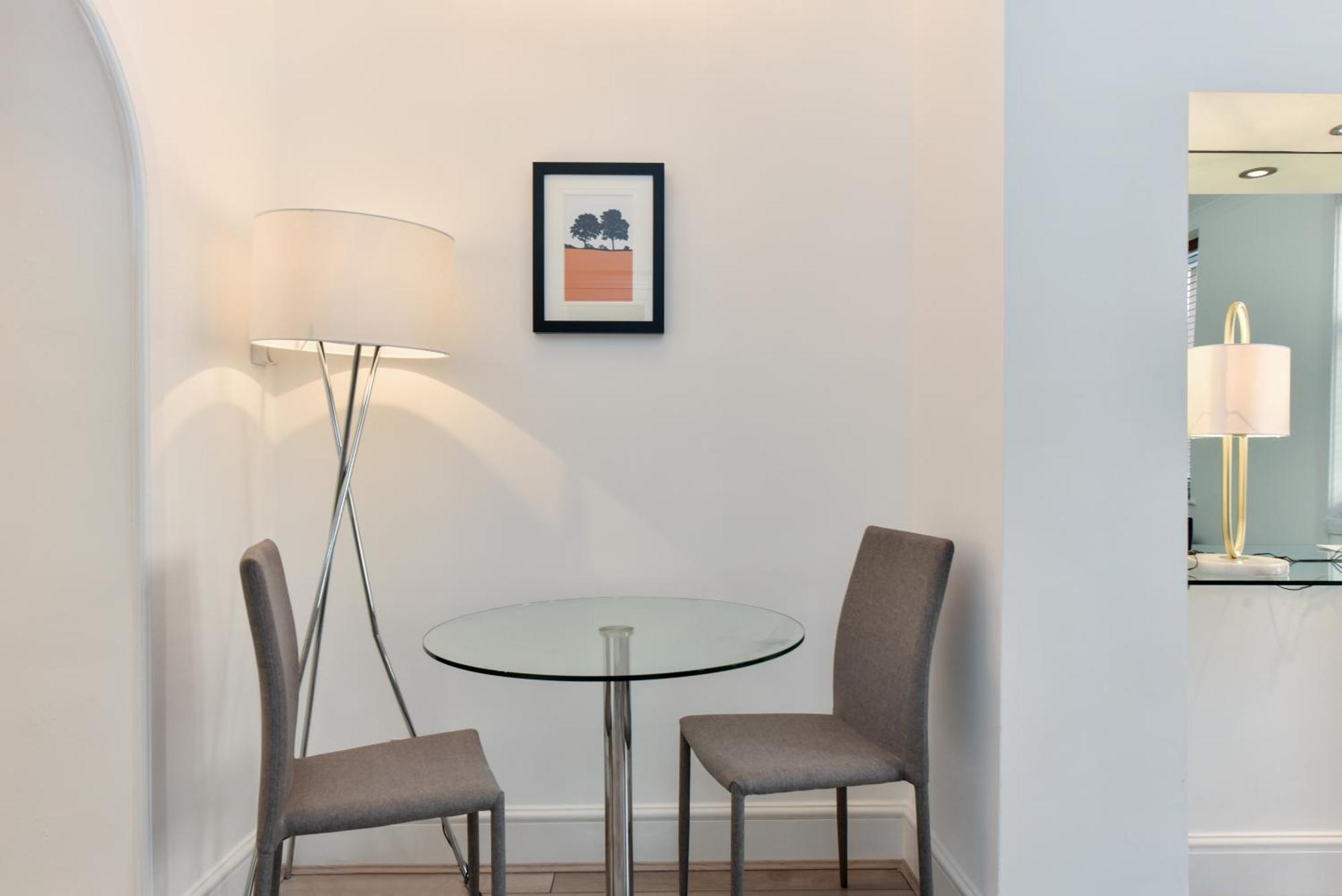 Apartment Chiltern Street Serviced By Globe