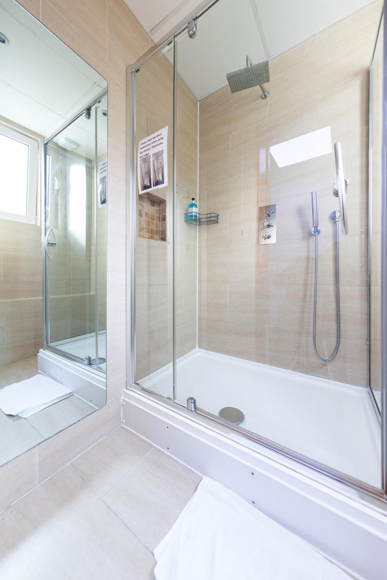 Hostel Pax London