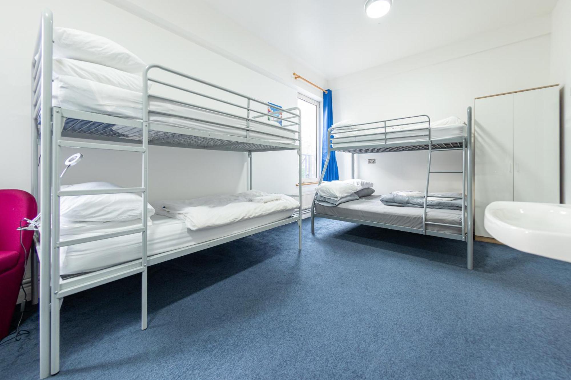 Hostel Pax *