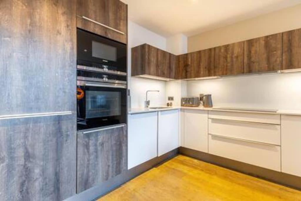 The Battersea Pad *