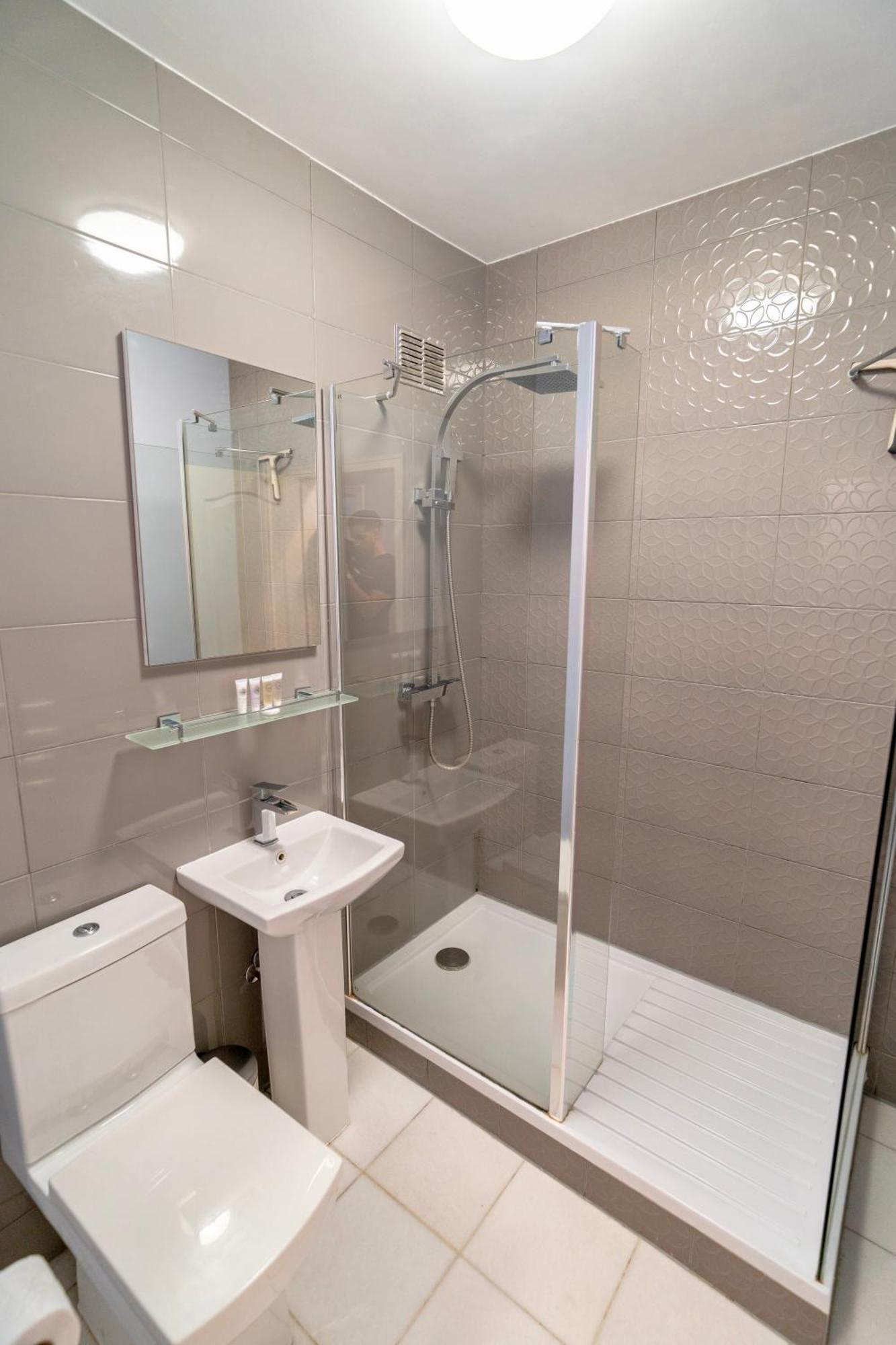 Modern Flat - Fantastic Location 10 Min Walking To Oxford Street! * Londres