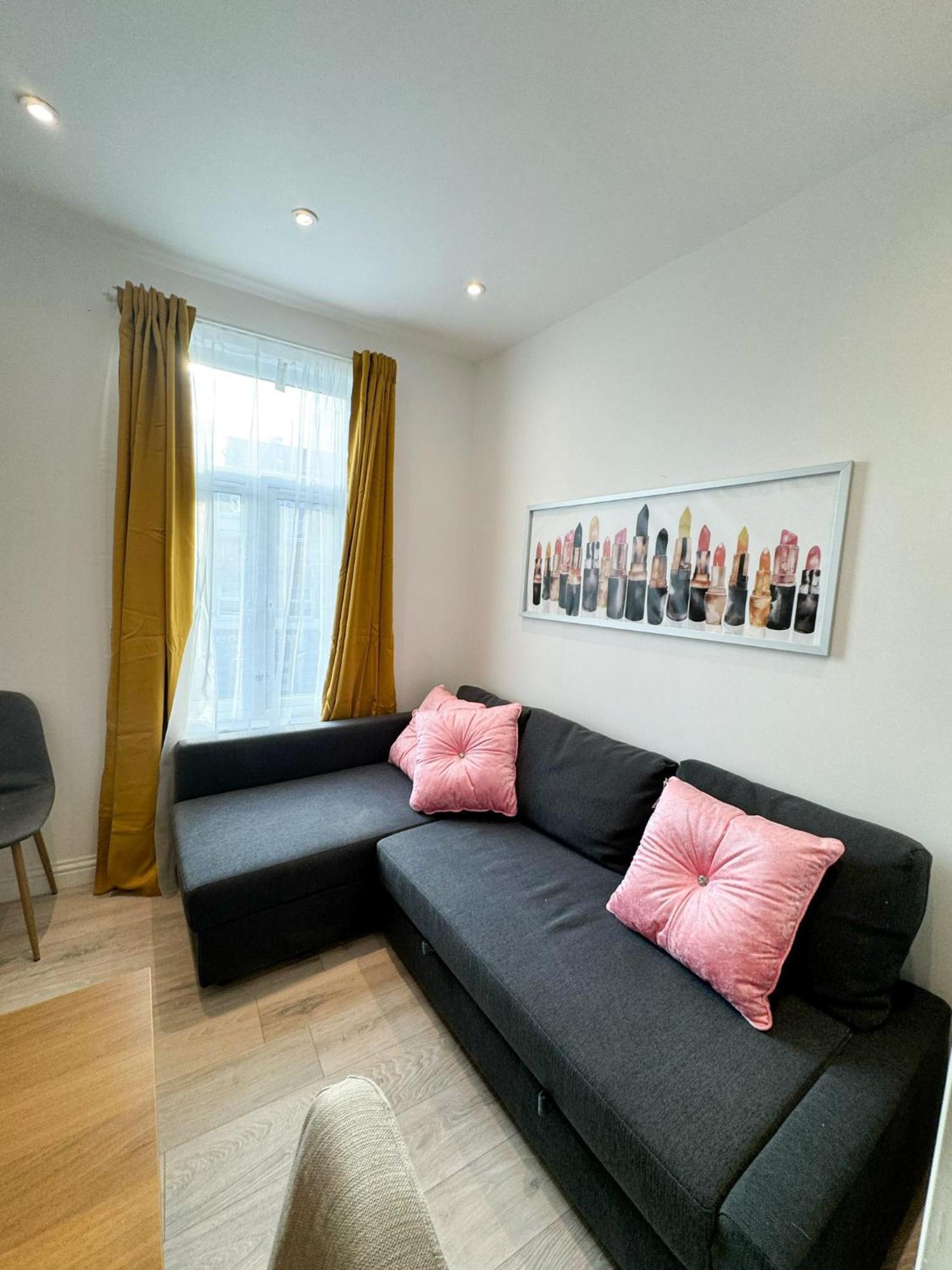 Flat A In Earlsfield Leilighet London