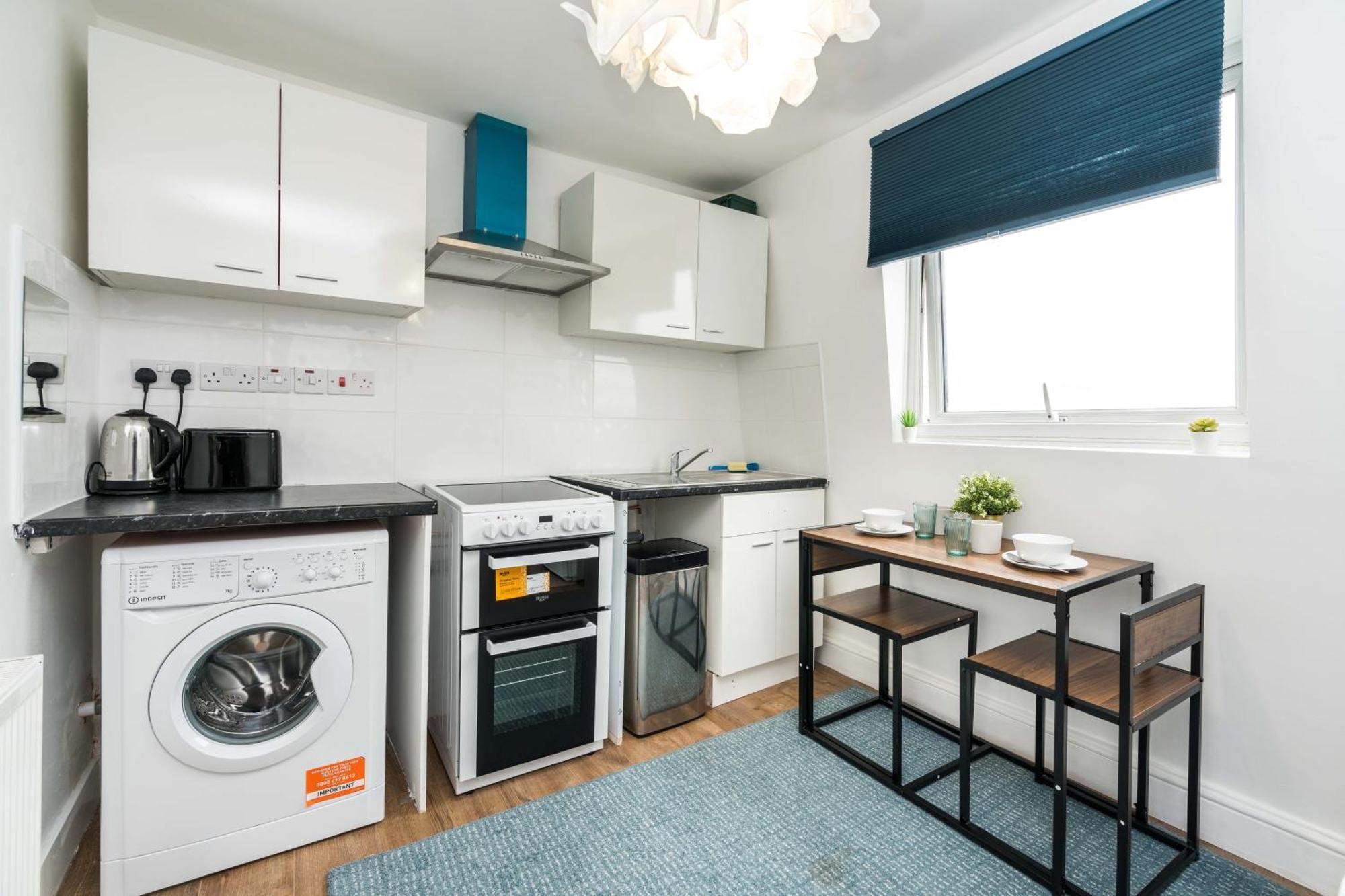 Me3 Cute Central Flat-2bdr-next To Queens Marry Hospital Leilighet *