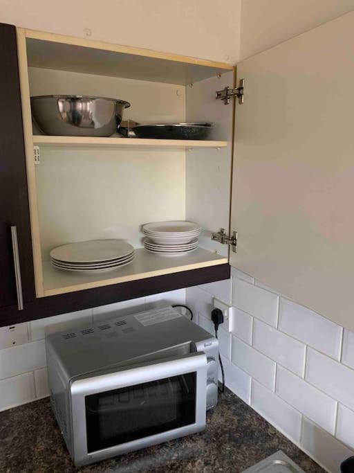 N.acton Quiet Cosy 1 Bed-private Free Parking Apartment