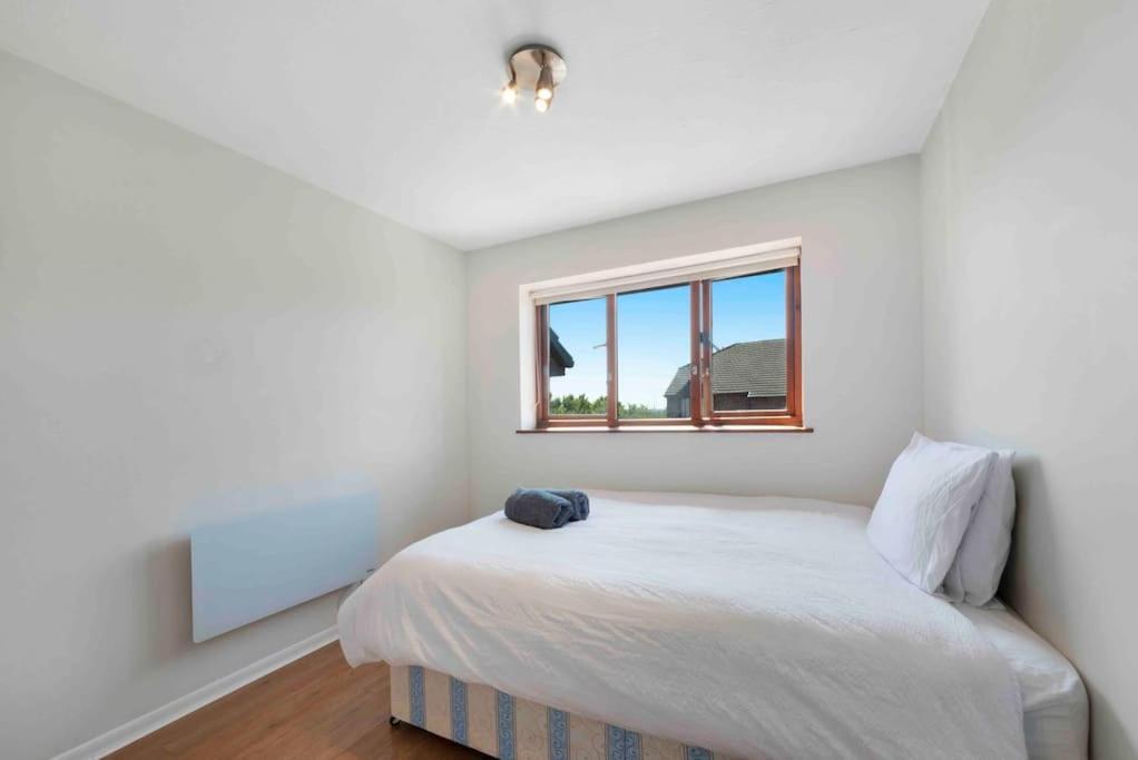 N.acton Quiet Cosy 1 Bed-private Free Parking * London