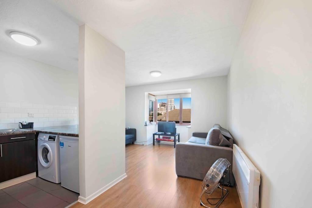 N.acton Quiet Cosy 1 Bed-private Free Parking