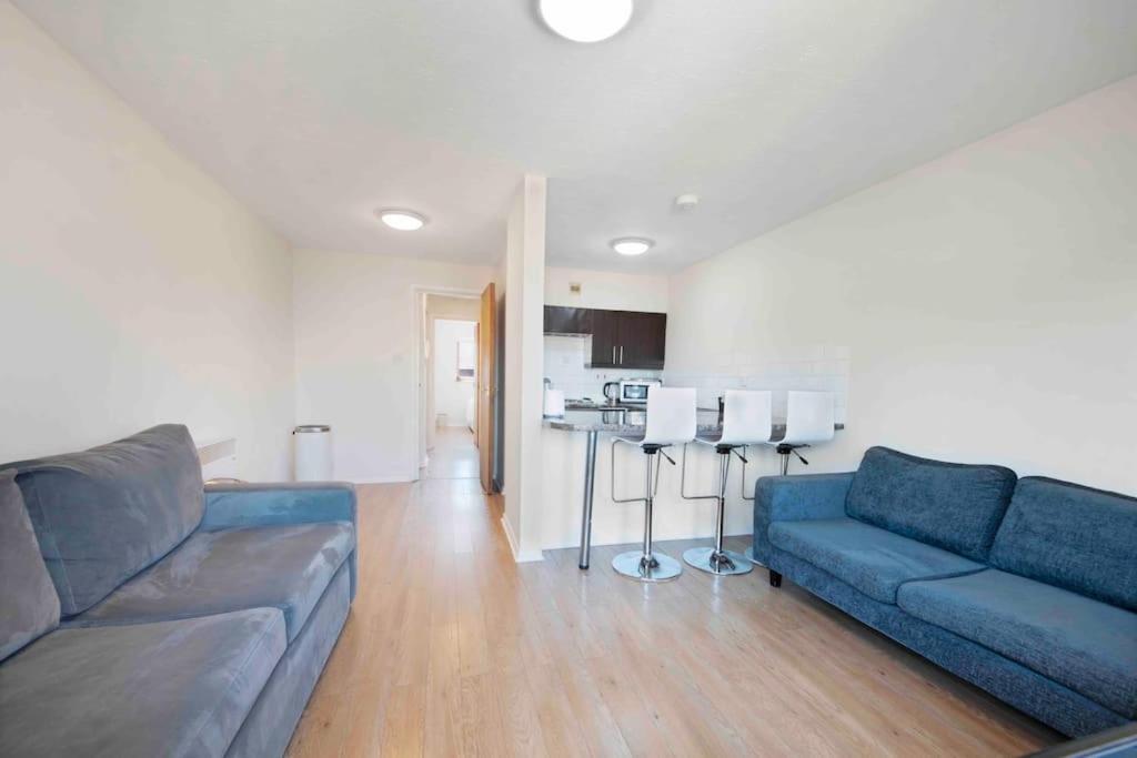 Apartment N.acton Quiet Cosy 1 Bed-private Free Parking *