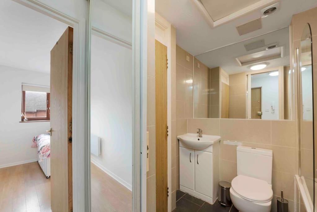 N.acton Quiet Cosy 1 Bed-private Free Parking