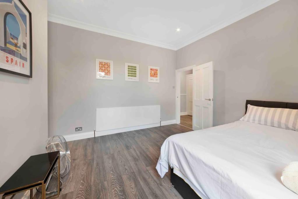 Apartment North Kensington Westfield 3 Bedroom New Deluxaprt London