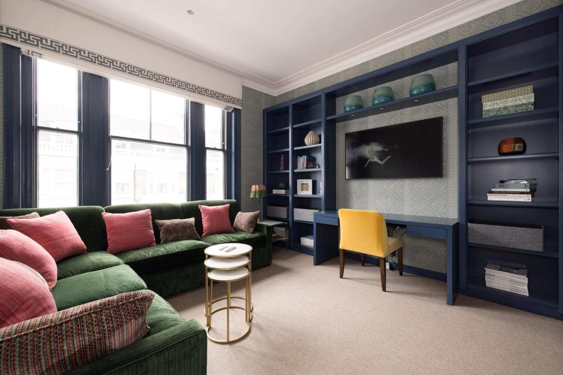 Kensington Luxury - 2 Bedrooms *