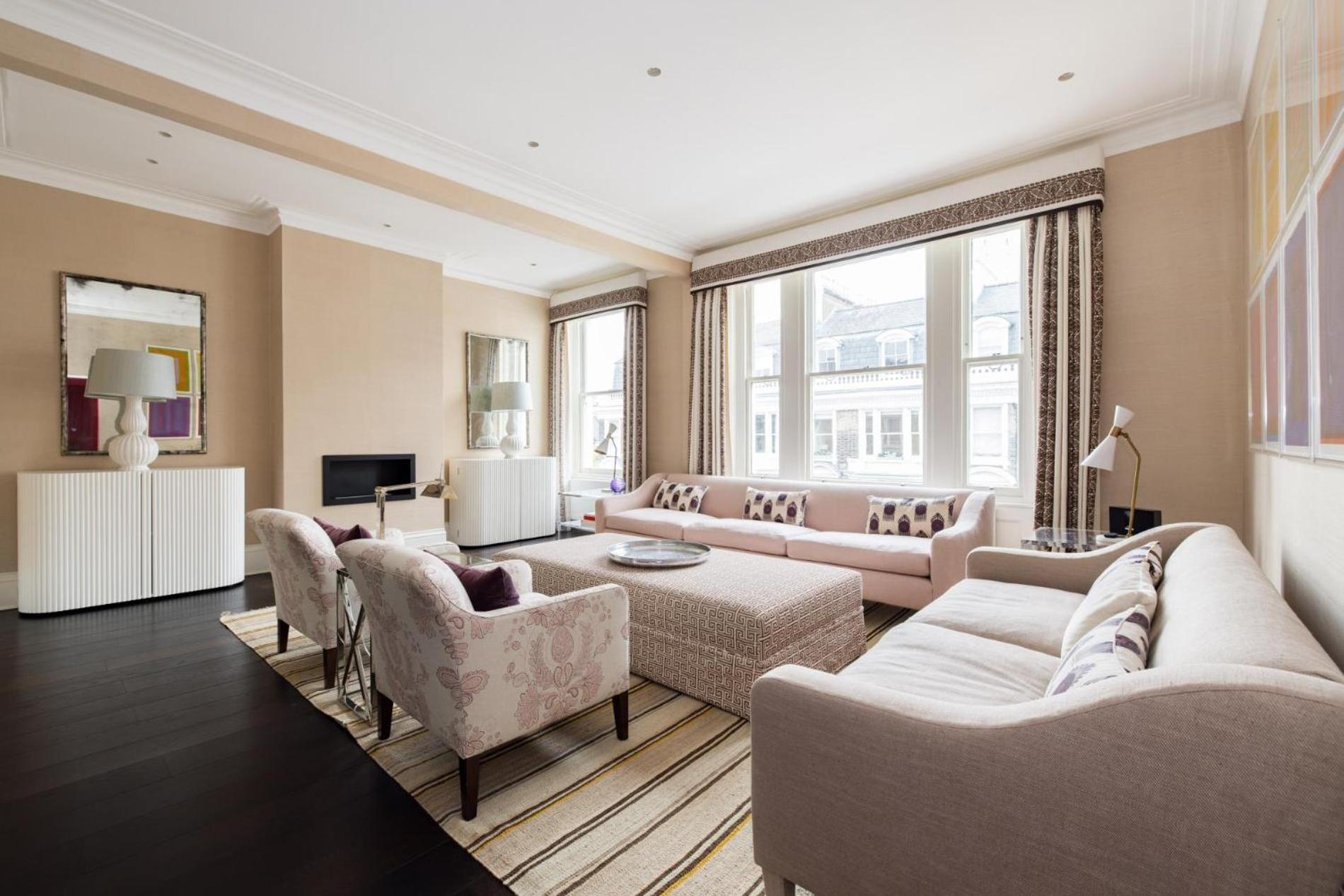 Kensington Luxury - 2 Bedrooms Apartment *