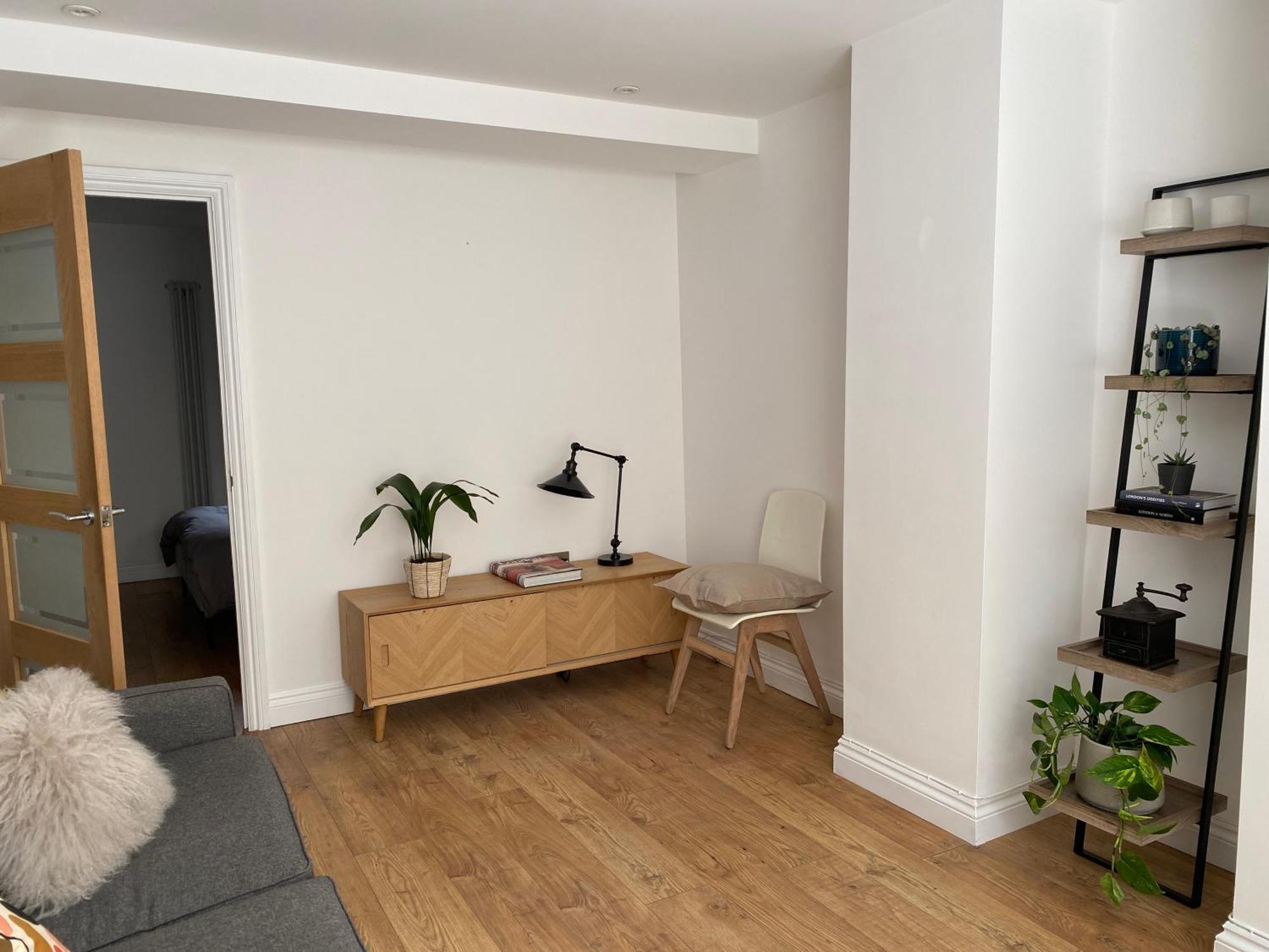 Stylish Garden Flat London