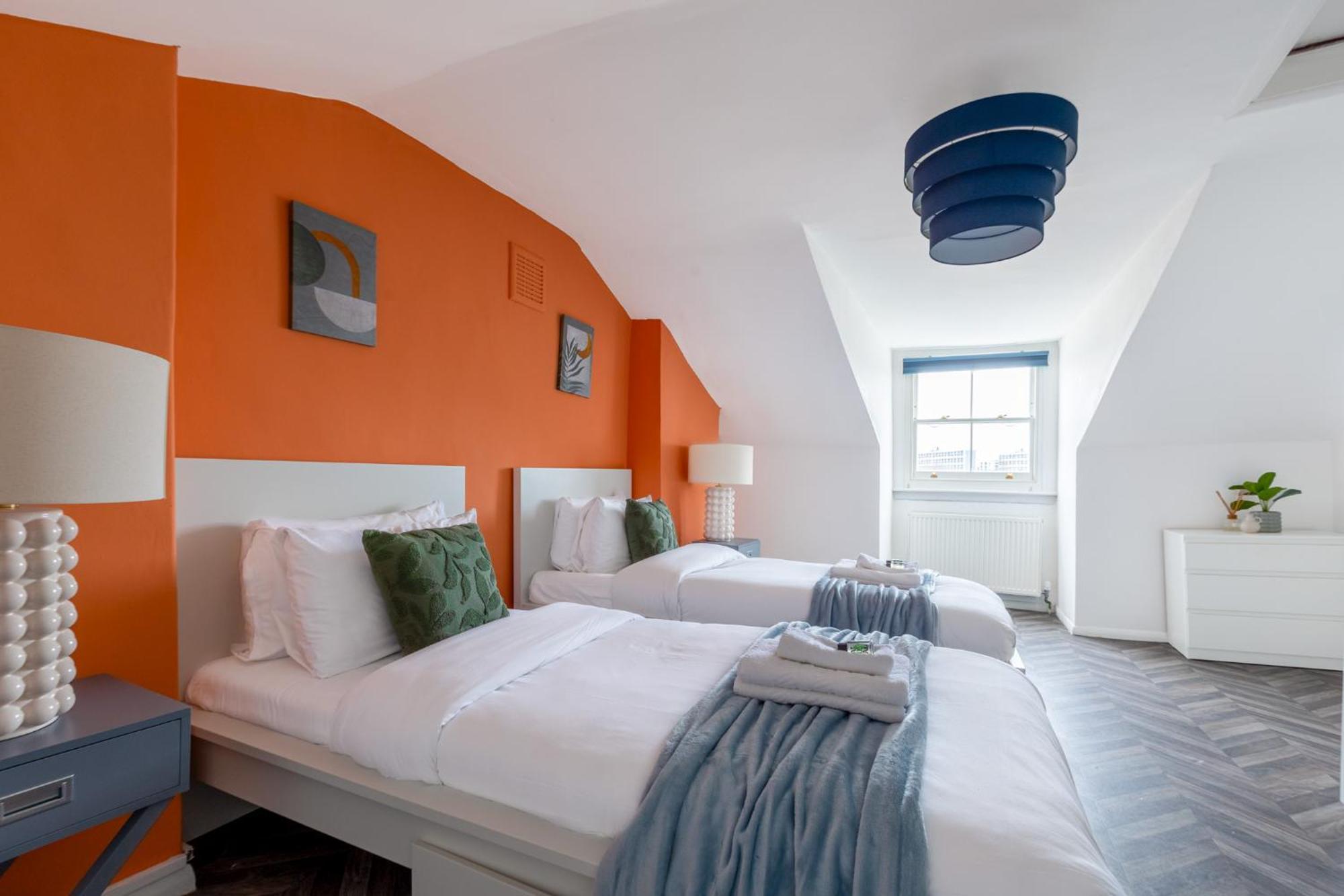 Peacefully Set 2level 2br Btw Brixton & Camberwell