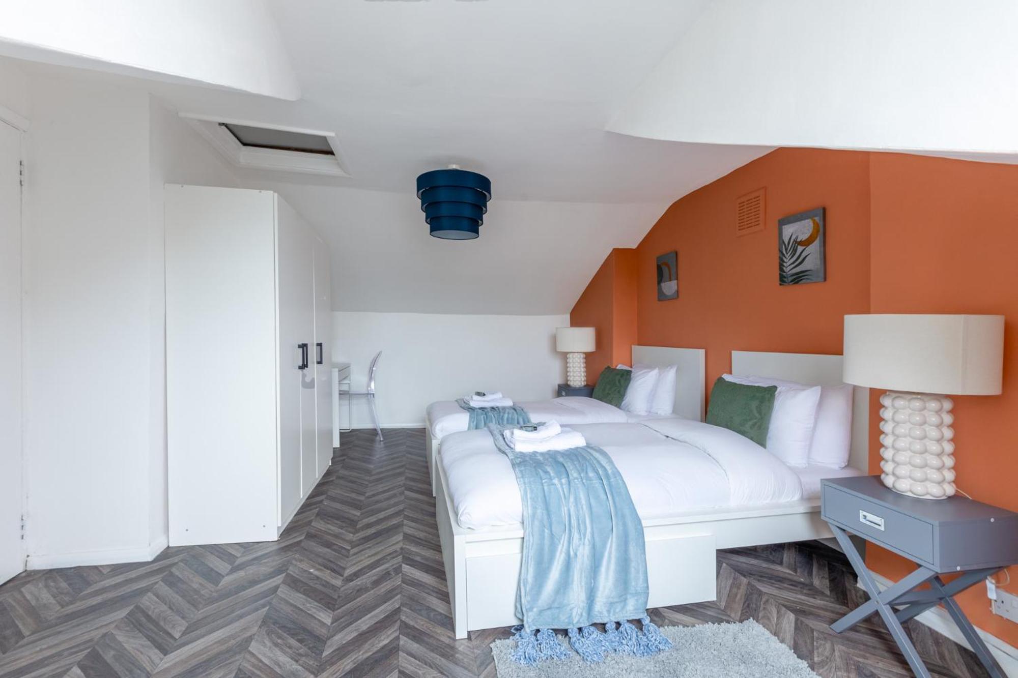 Peacefully Set 2level 2br Btw Brixton & Camberwell Apartment