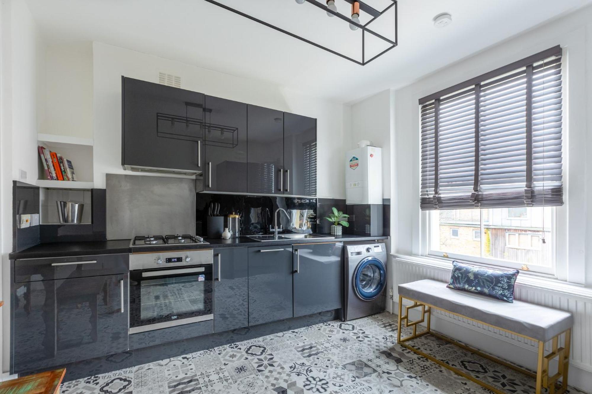 Peacefully Set 2level 2br Btw Brixton & Camberwell * Londres