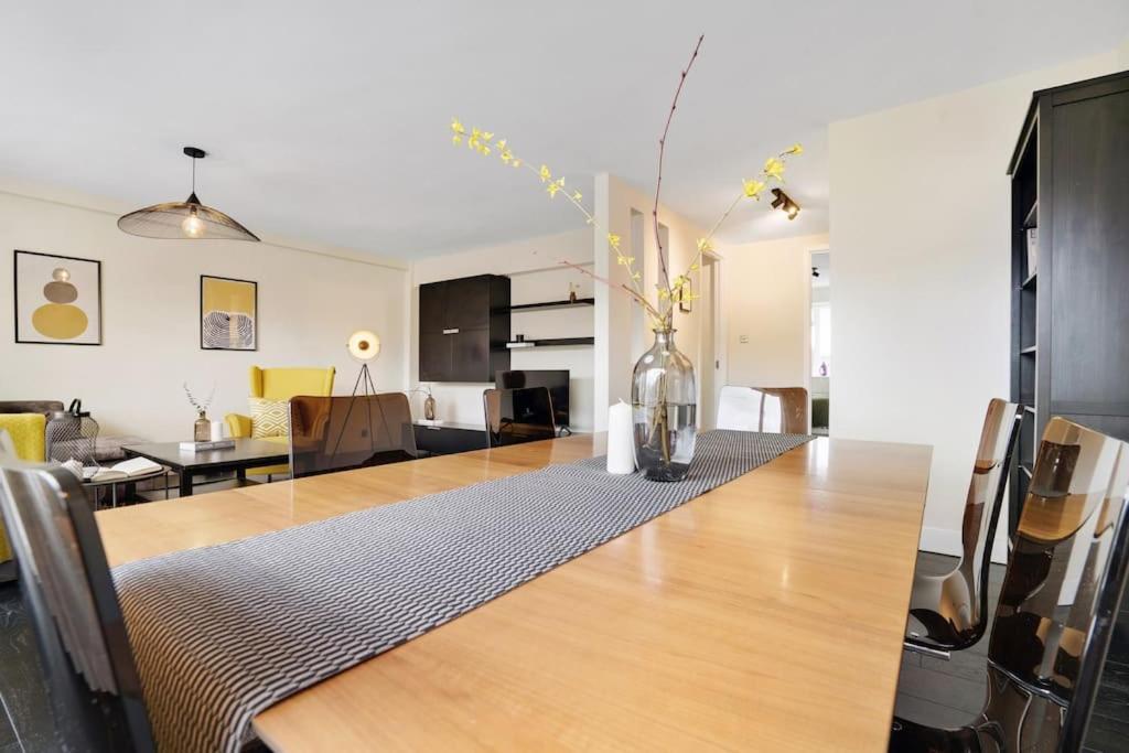 The Camden Bright & Beautiful 2-bed Retreat Leilighet