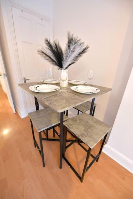 Apartment Charsley London