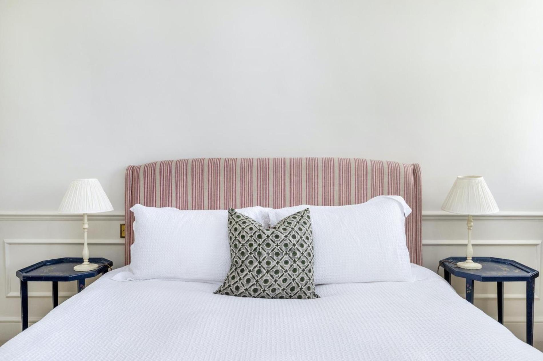 The Baby's Breath 2 Bedroom With Patio In Chelsea *