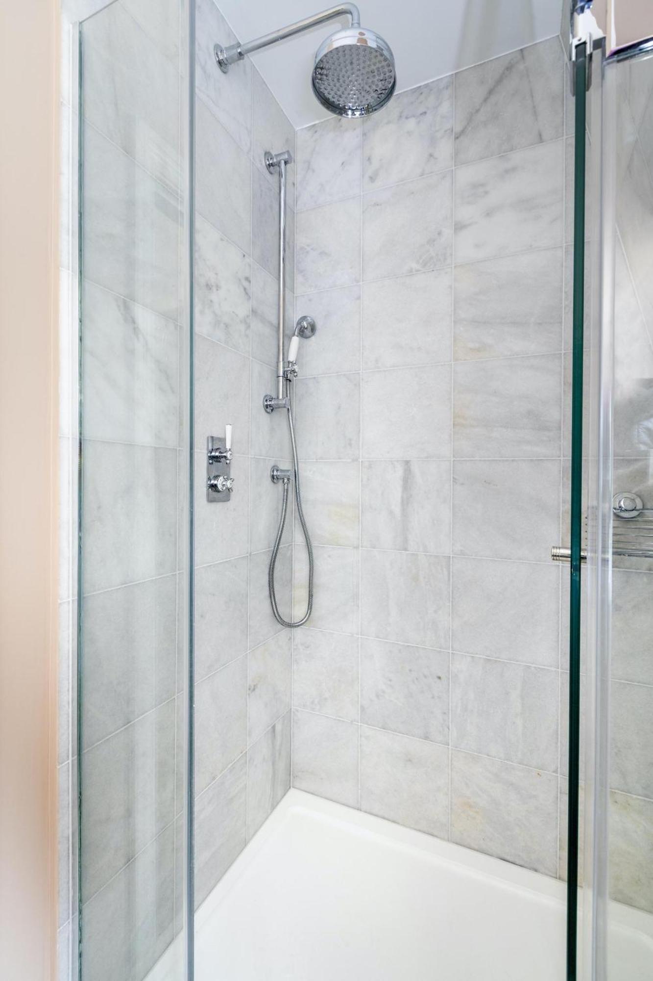 The Baby's Breath 2 Bedroom With Patio In Chelsea *