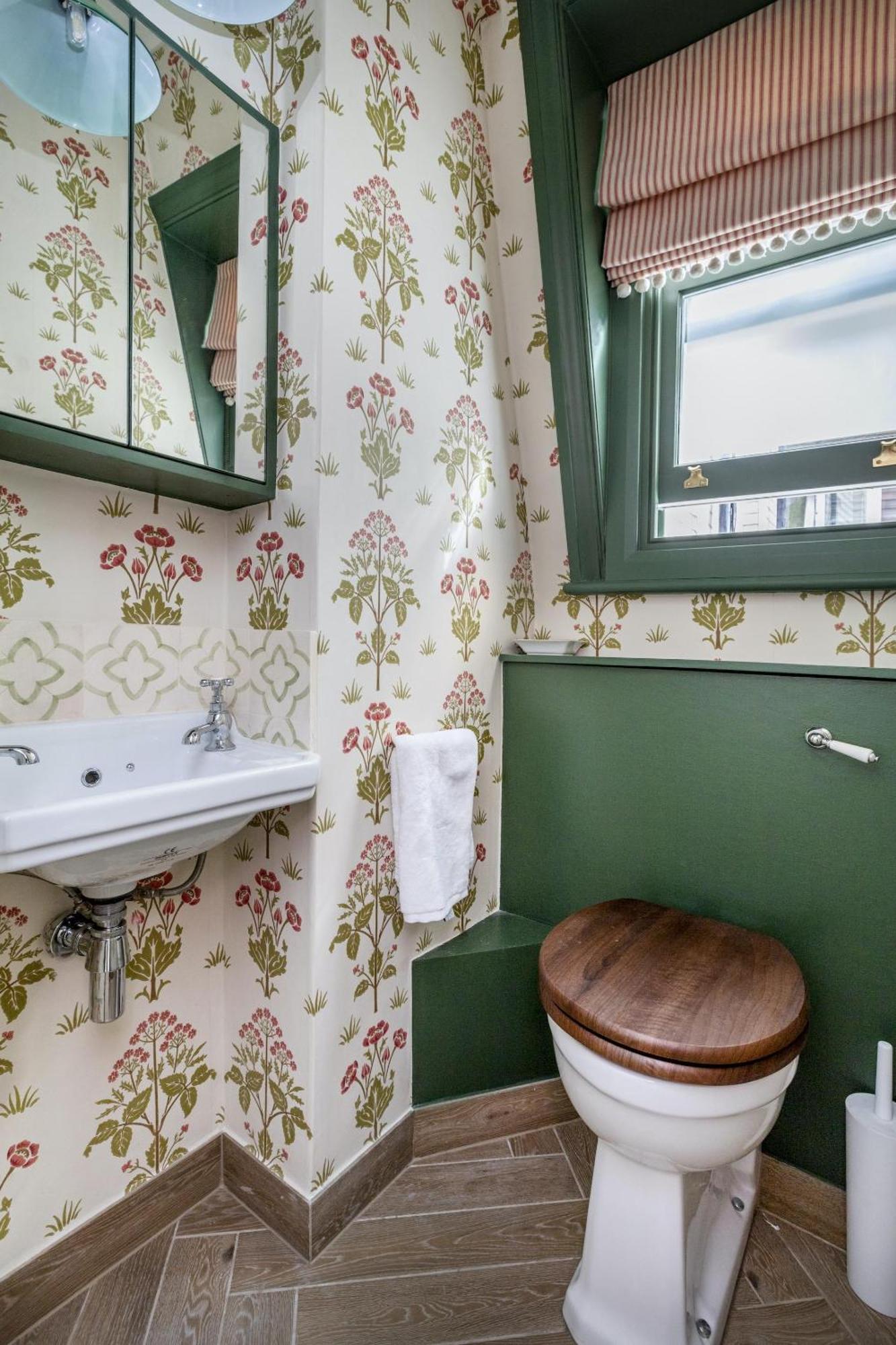 The Baby's Breath 2 Bedroom With Patio In Chelsea *