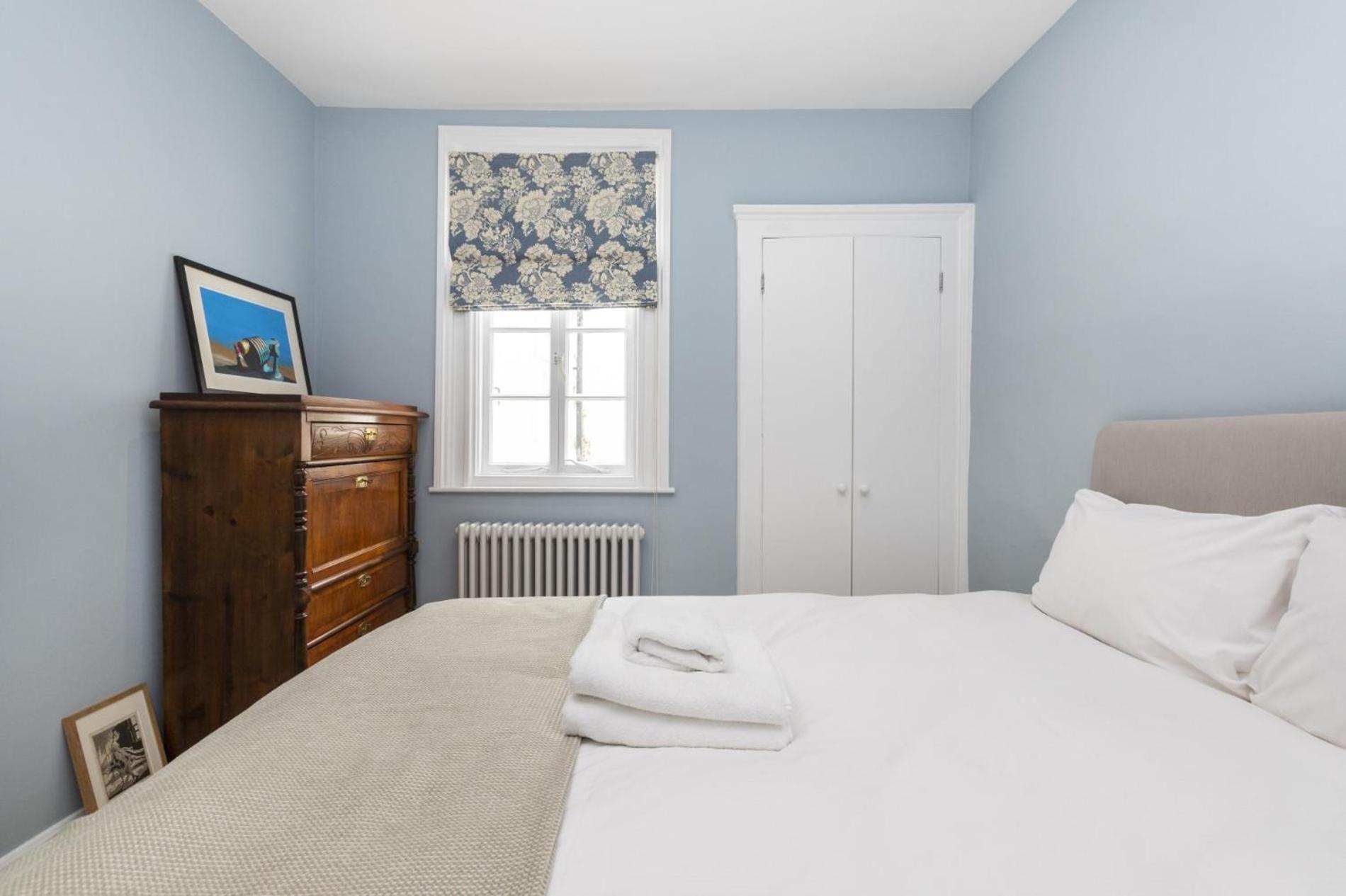Whoops-a-daisy 3 Bedroom In Notting Hill Holiday home *