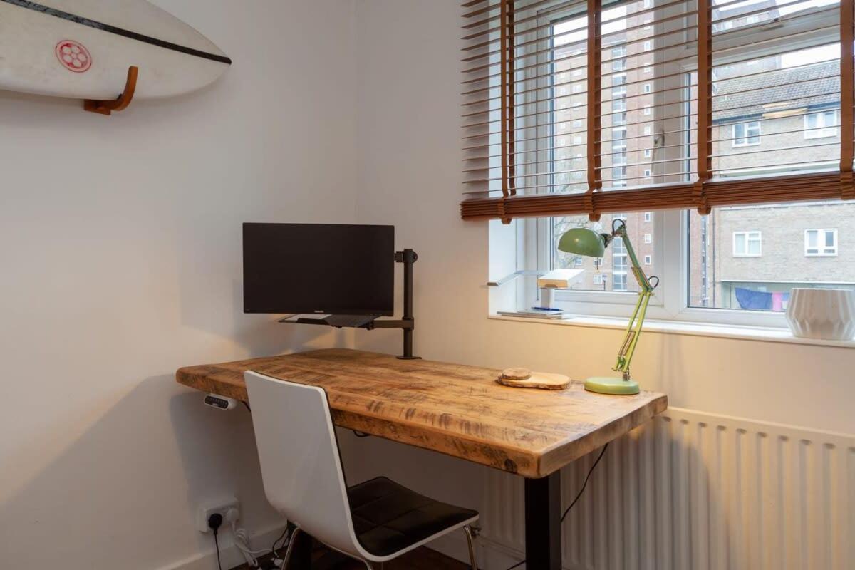 Stylish 1 Bedroom In Hackney Apartment London