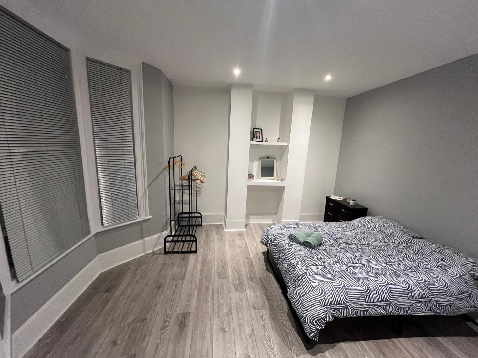 Cozy Two Bed In Brixton Next To Station * London