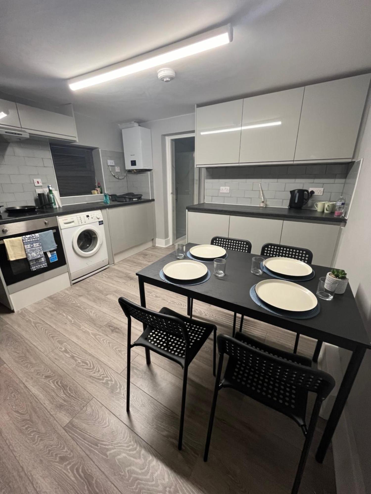 Apartment Cozy Two Bed In Brixton Next To Station