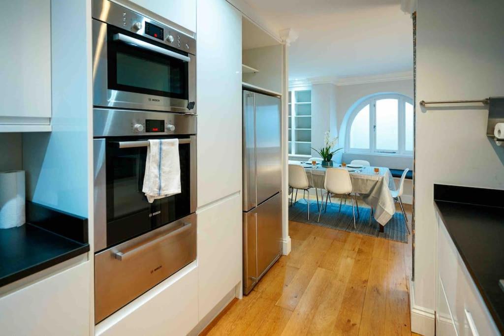 Spacious And Cosy 3brs 5f House In Heart Of *