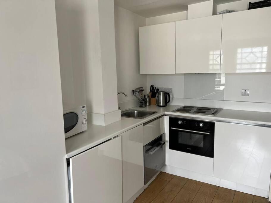 Leilighet Piccadilly Living 1 Bedroom Flat In Vr11