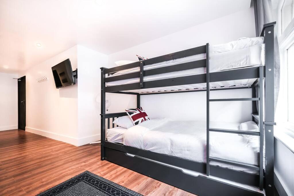 Spacious In Piccadilly Sleep 6 Vrb Leilighet