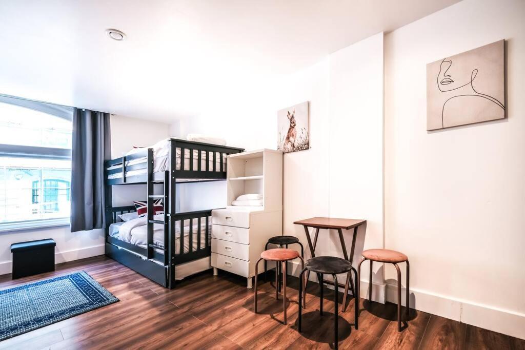 Leilighet Spacious In Piccadilly Sleep 6 Vrb London
