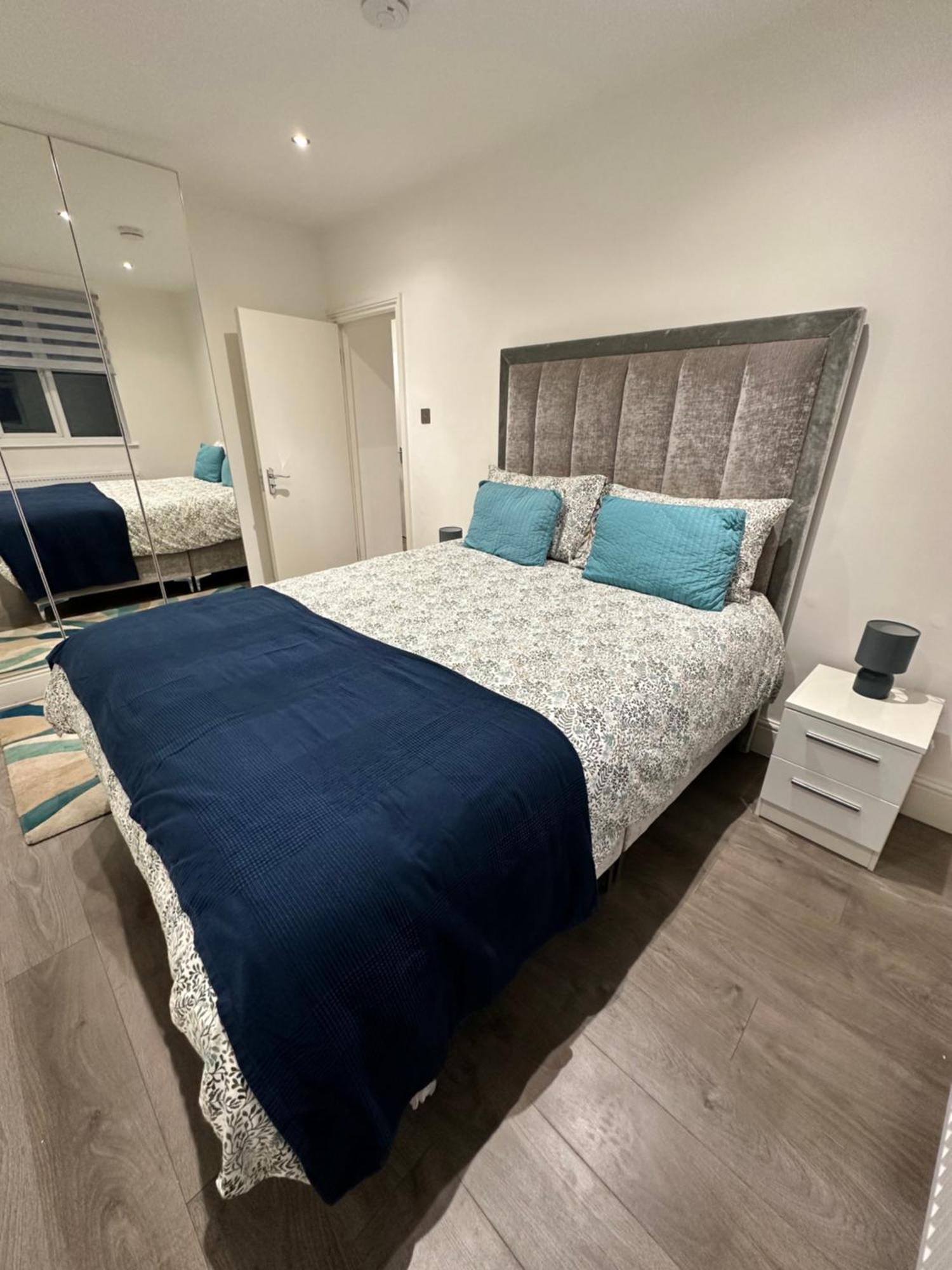 2 Bedroom Apartment, Edgware Road