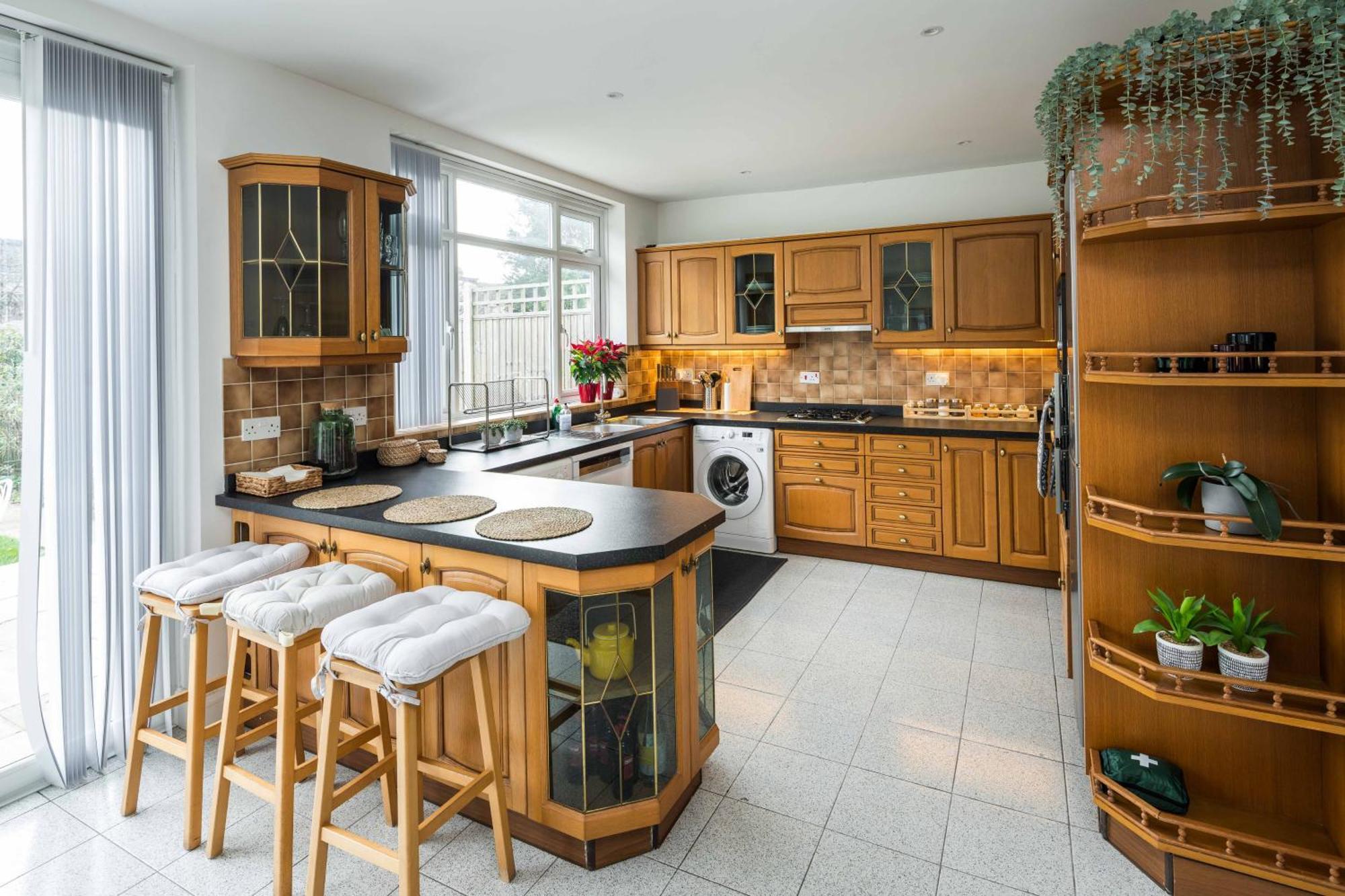 Contemporary 5 Bedroom With Garden North Finchley Ferienhaus