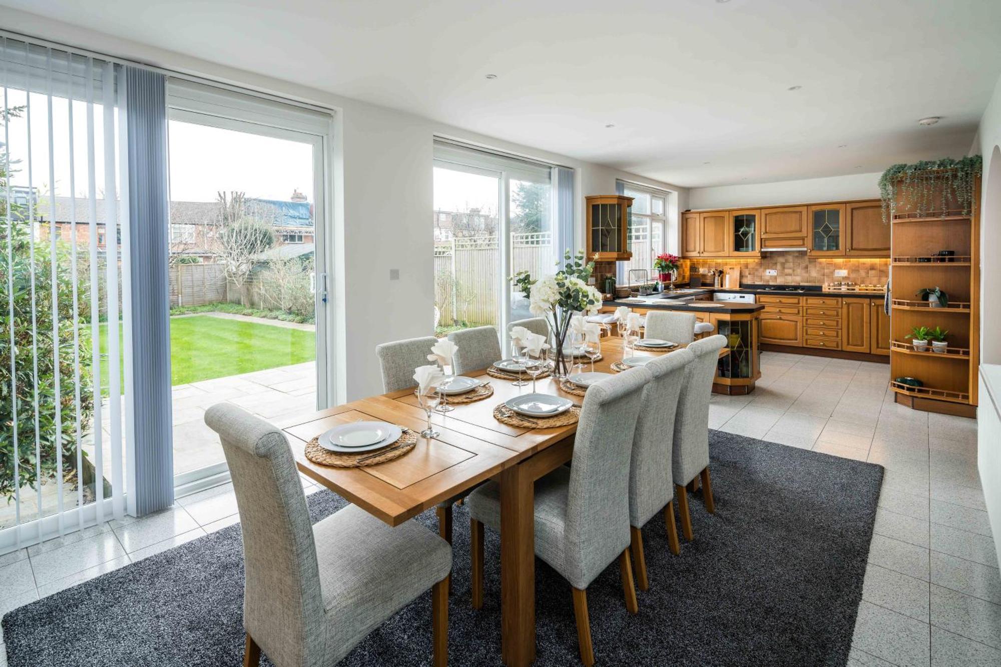 Contemporary 5 Bedroom With Garden North Finchley Ferienhaus *
