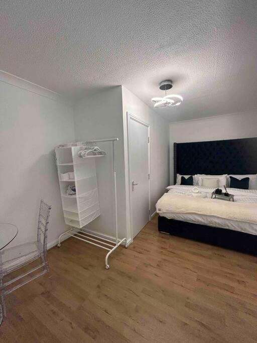 Pensión Luxury Superkingsize Bed In Londres